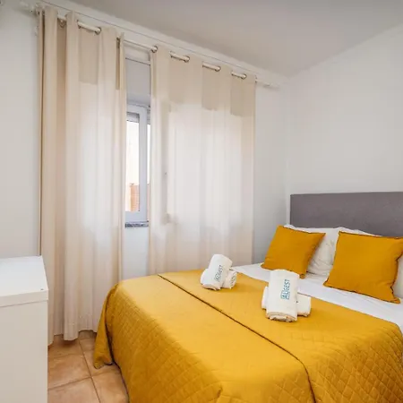 Ria ホームステイ